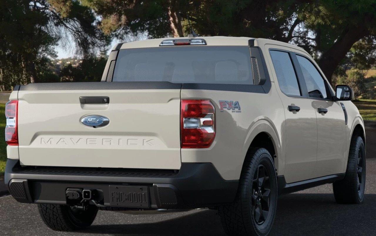 2024 Ford Maverick XLT Main Image