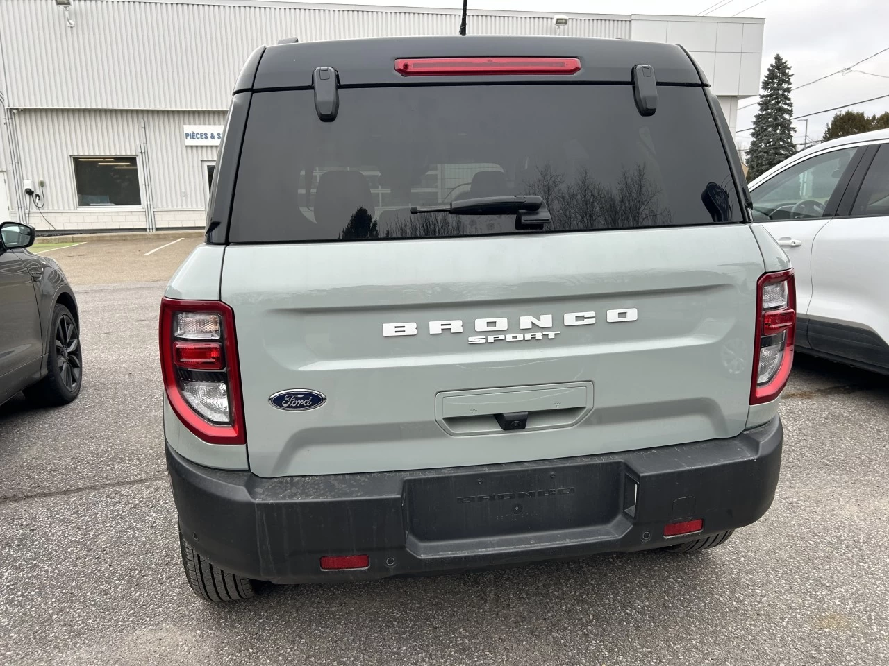 2024 Ford Bronco Sport Outer Banks 4WD Image principale