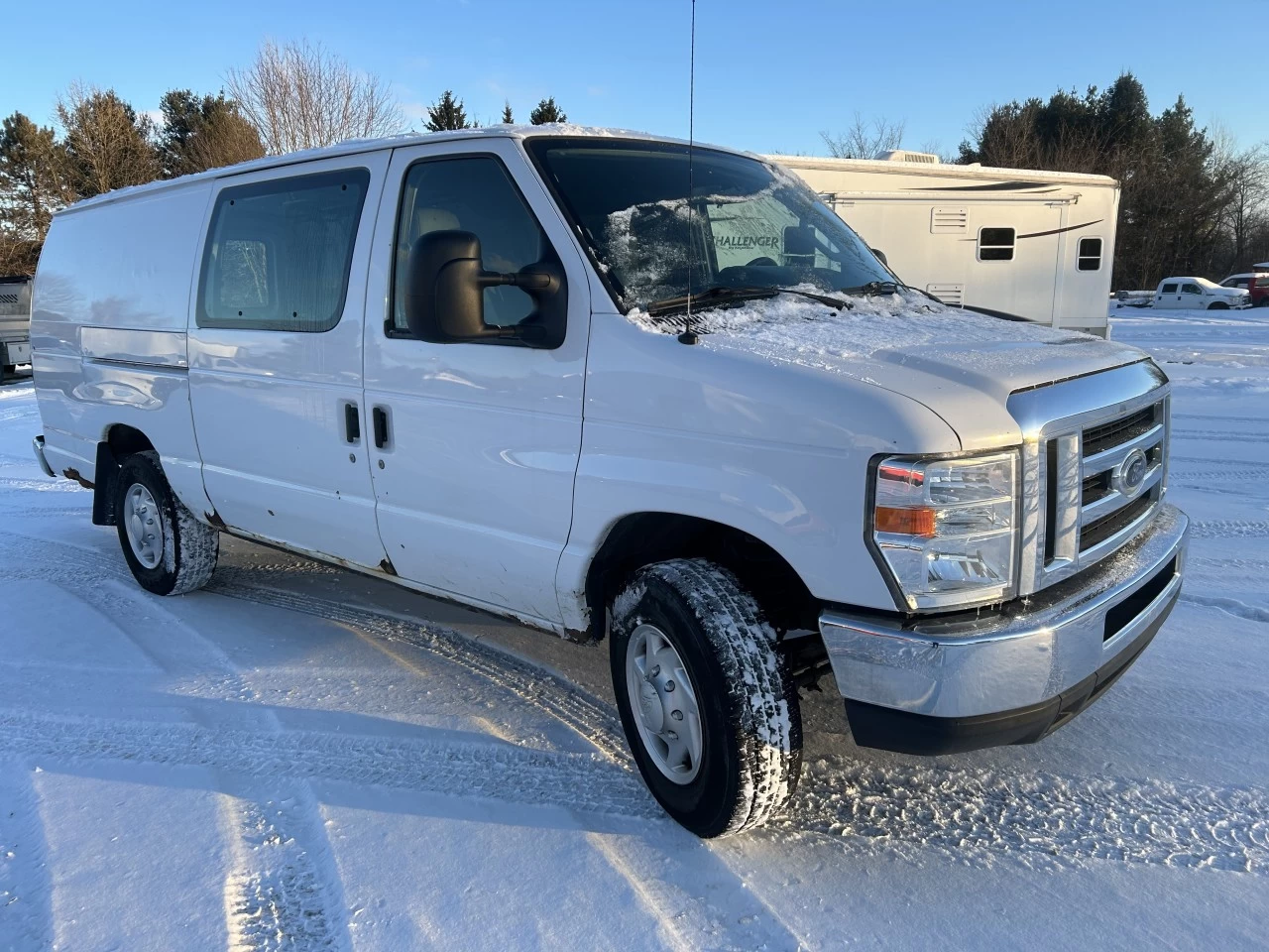 2013 Ford Fourgon Econoline Commercial/Recreational Image principale