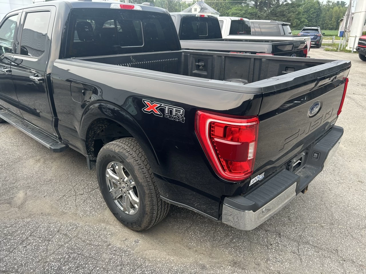 2021 Ford F-150 XLT Main Image