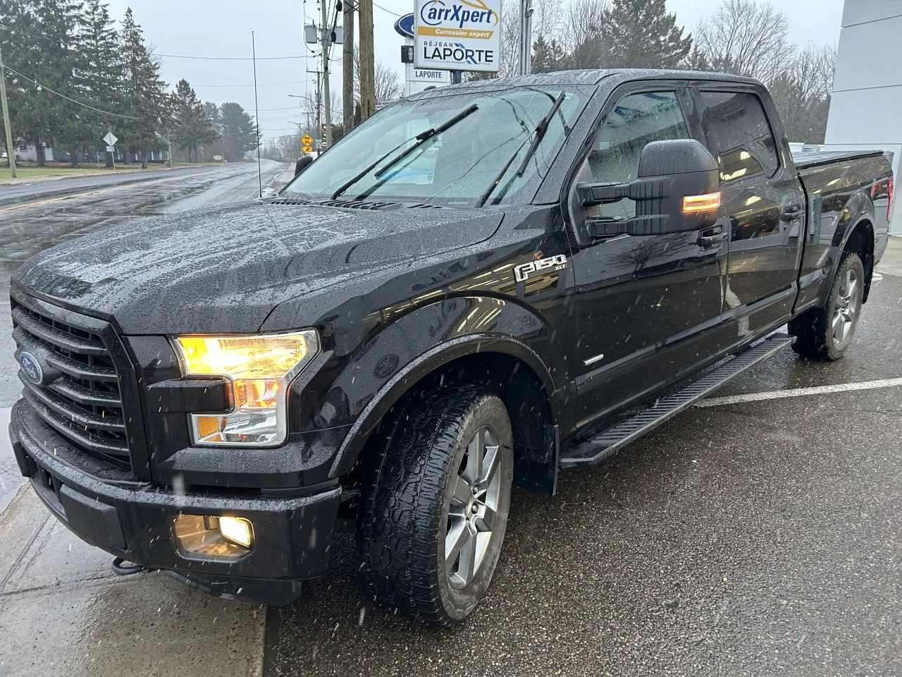 2016 Ford F-150 XLT 4x4 302A Haut Niveau Main Image