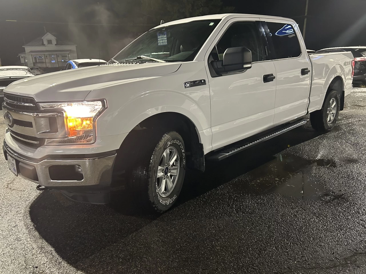 2019 Ford F-150 XLT 4X4 Image principale