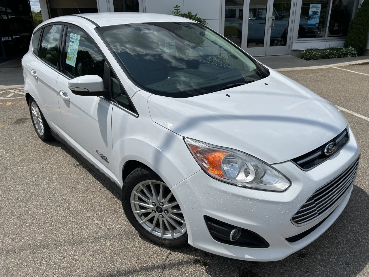 2014 Ford C-Max Énergie SEL https://www.rejeanlaportelincoln.com/resize/b990ff35b810a3abc0cc817b2ca24889-1