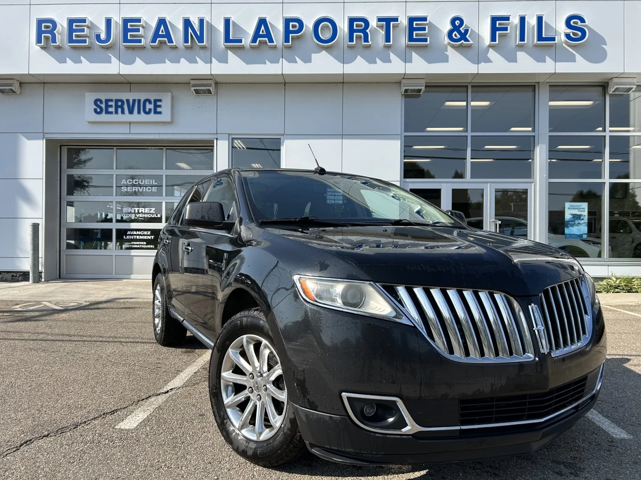 2011 Lincoln MKX AWD 4dr Main Image