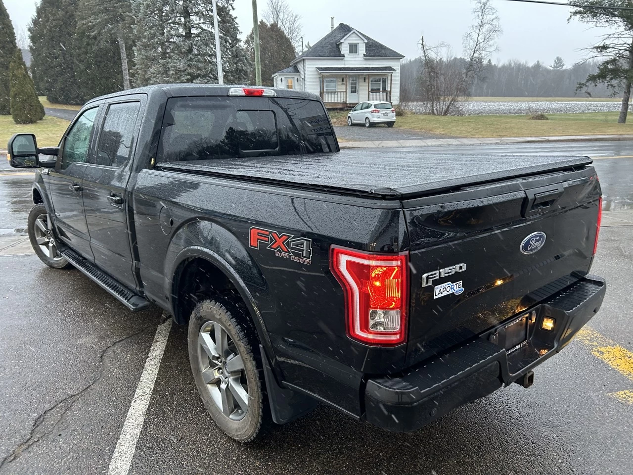 2016 Ford F-150 XLT 4x4 302A Haut Niveau Main Image