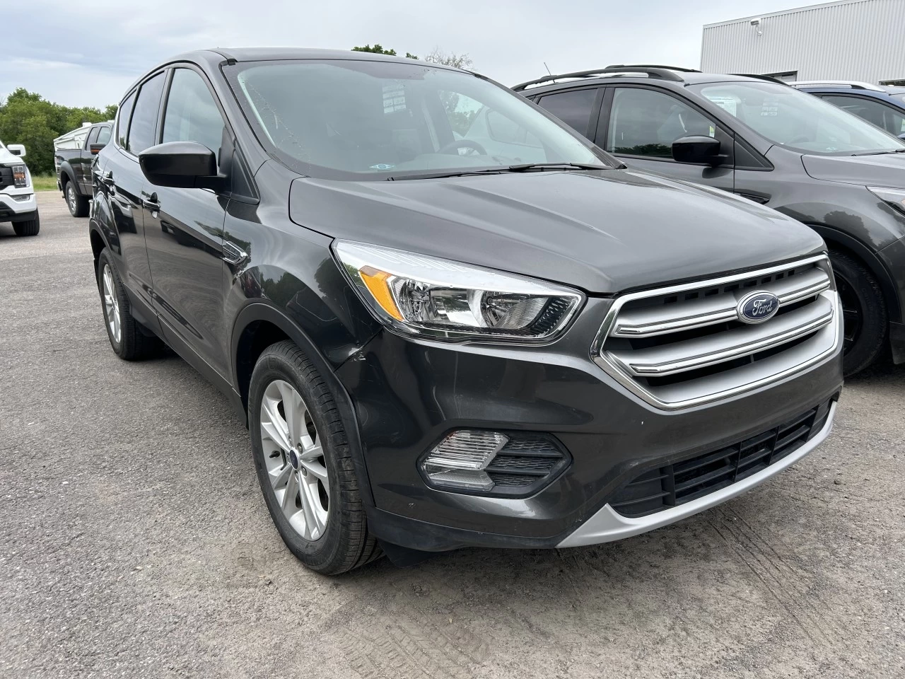 2017 Ford Escape SE Main Image