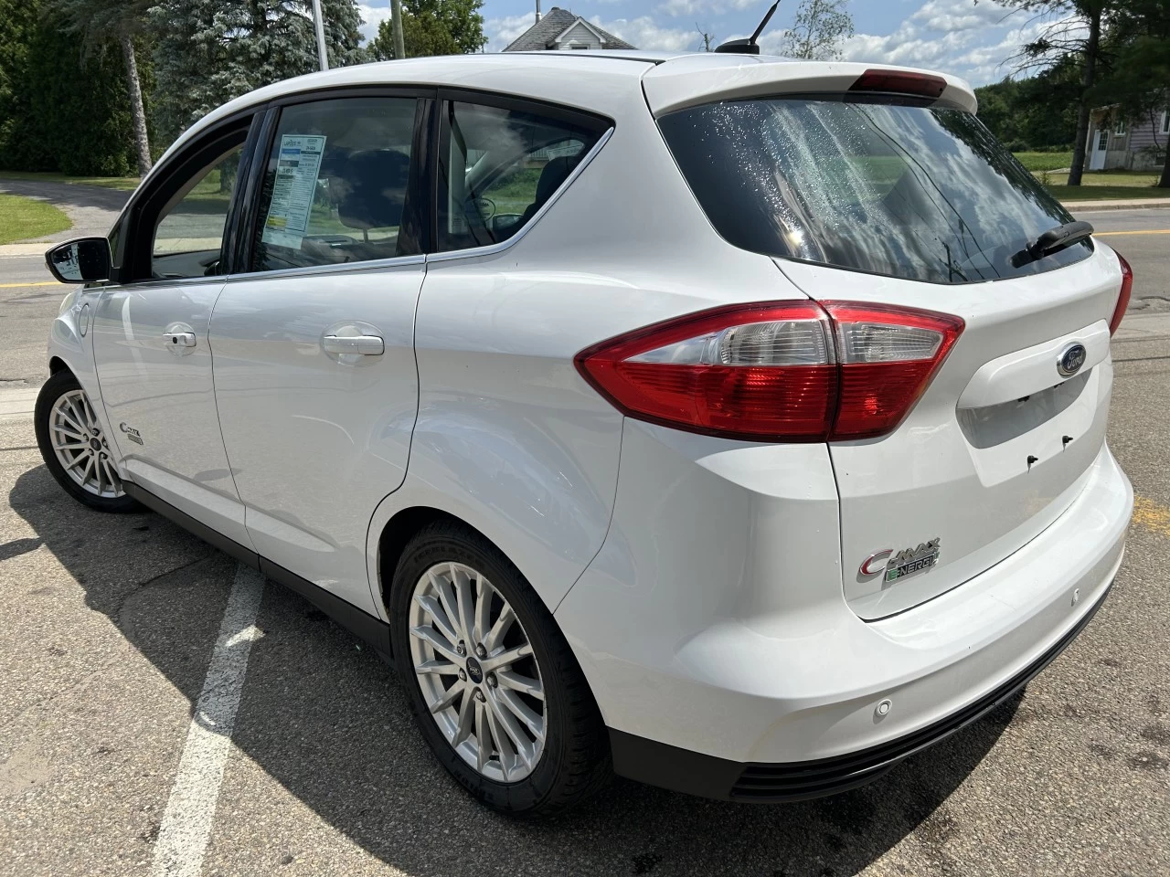 2014 Ford C-Max Énergie SEL https://www.rejeanlaportelincoln.com/resize/b990ff35b810a3abc0cc817b2ca24889-1