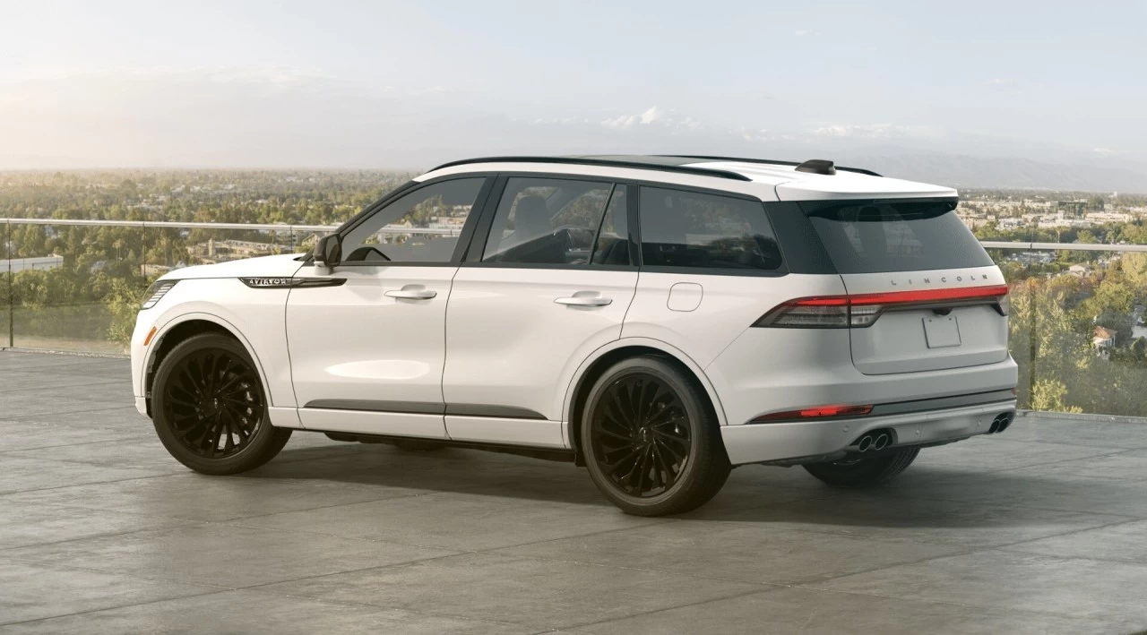 2025 Lincoln Aviator Reserve Main Image