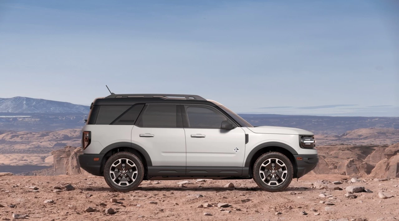 2024 Ford Bronco Sport Outer Banks 4WD Image principale